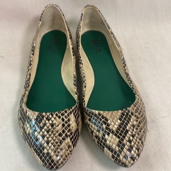 MIA flats Amanda snake shoe scale pattern fpointed toe 7 women animal sexy - Picture 2 of 8